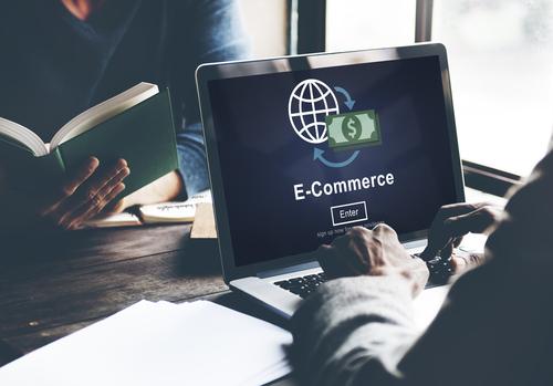Marketplace vs. eCommerce: What are the differences?
